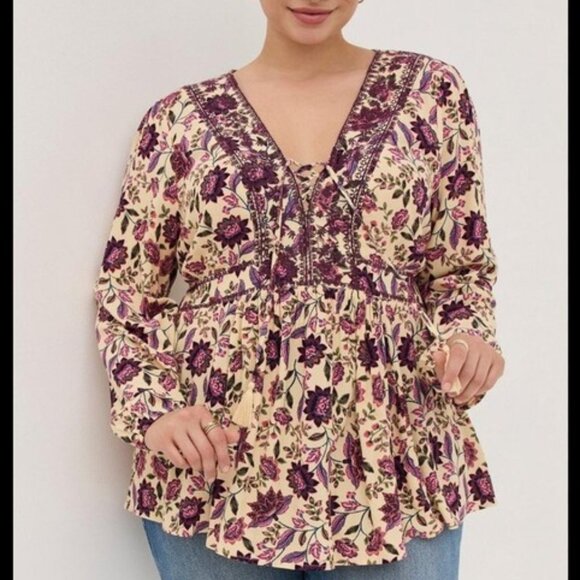 TORRID Babydoll Rayon Crepe Embroidered Lace-Up Top Plus Size 1X Boho - Picture 1 of 11